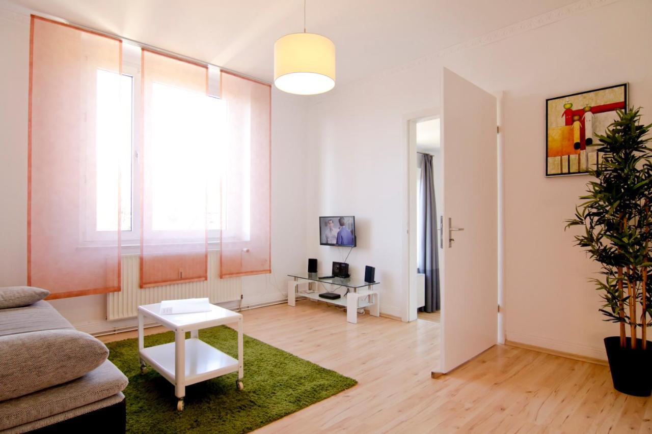 Apartmondo Apartment *